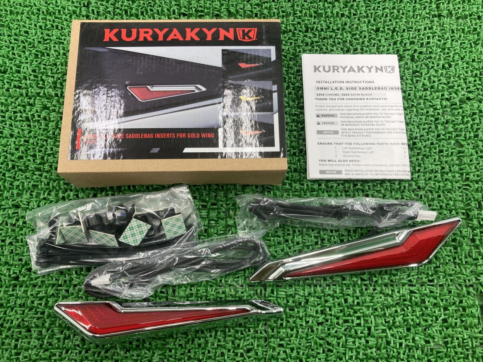 クリアキン製GL1800 サドルバッグランプ 社外 バイク 部品 Kuryakyn 