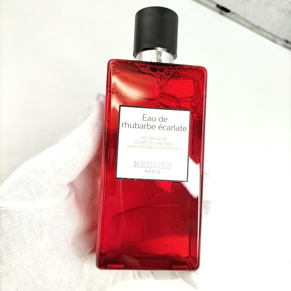 エルメス ルバーブ エカルラット ボディシャワージェル ボディローション ヘア＆ボディ シャワージェル 《オー ドゥ ルバーブ エカルラット