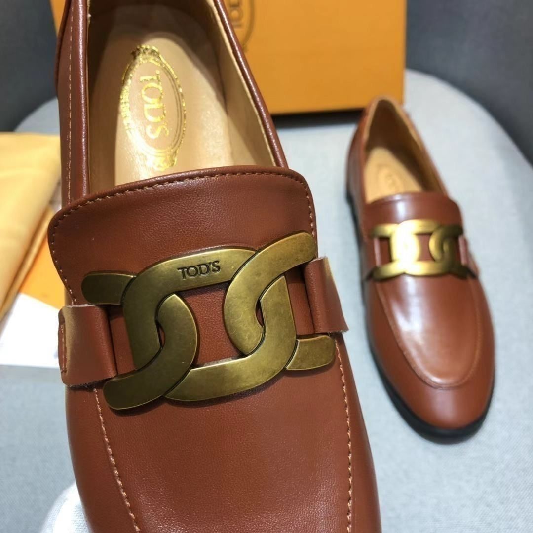 TOD’S トッズ