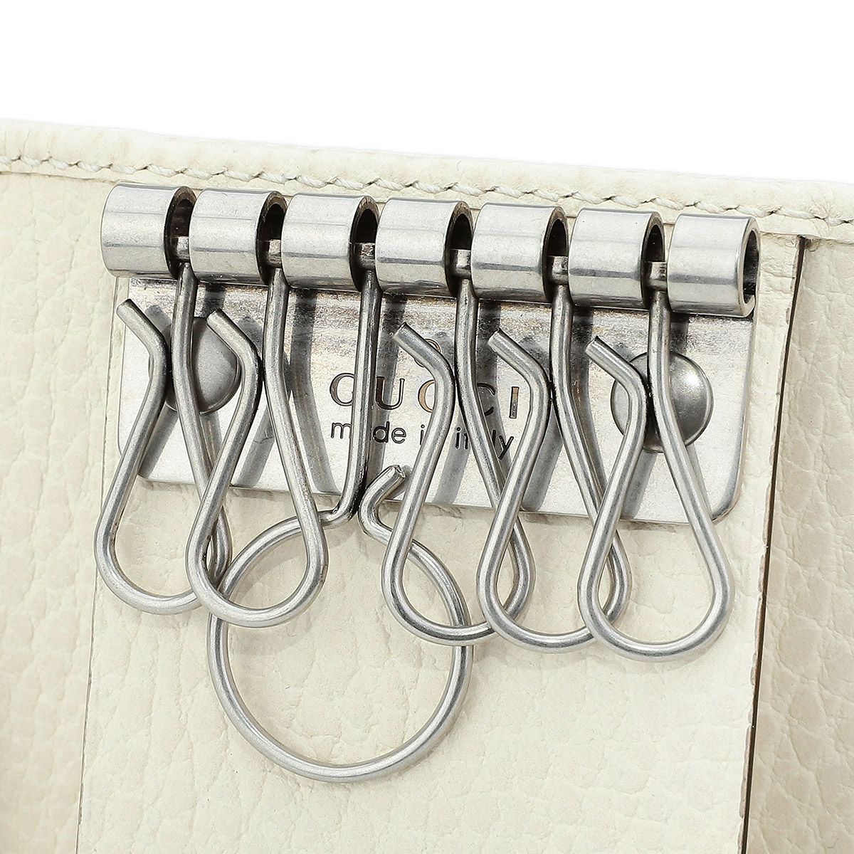 新品 グッチ GUCCI キーケース GGマーモント ホワイト - メルカリ