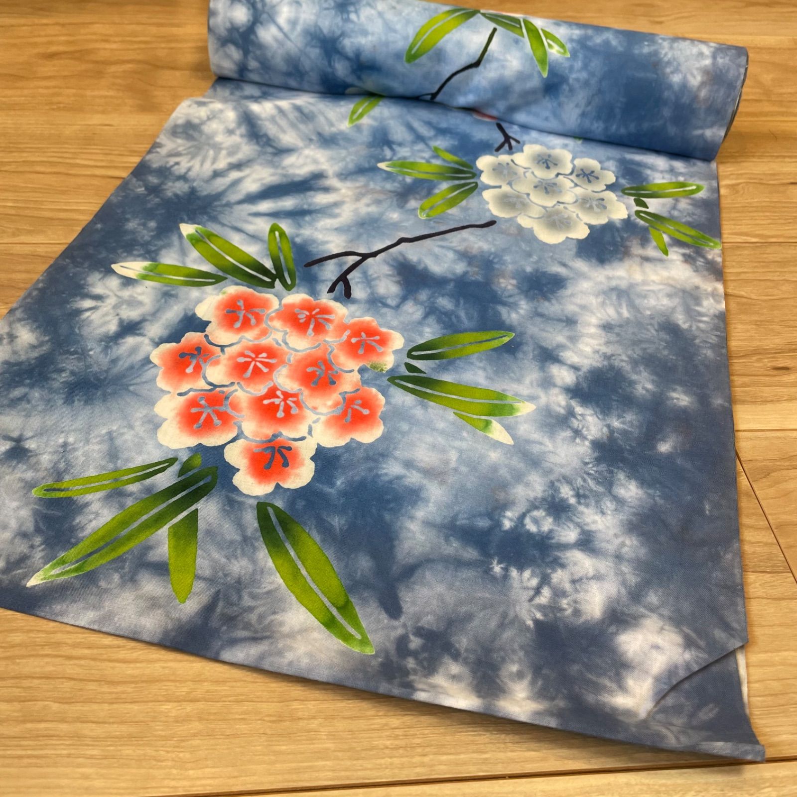 しつけ付　未使用品　浴衣反物　コーマ地　本染　注染　型染　両面染　シンプル しつけ付 未使用品 浴衣反物 コーマ地 本染 注染 型染 両面染 シンプル