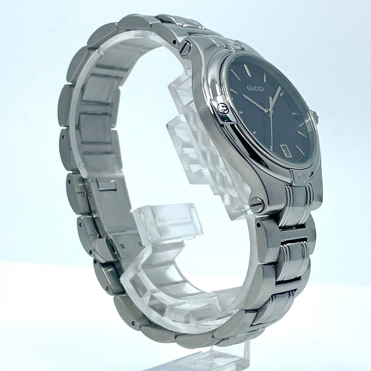 電池交換済 GUCCI 9040M 腕時計 黒文字盤 シルバー