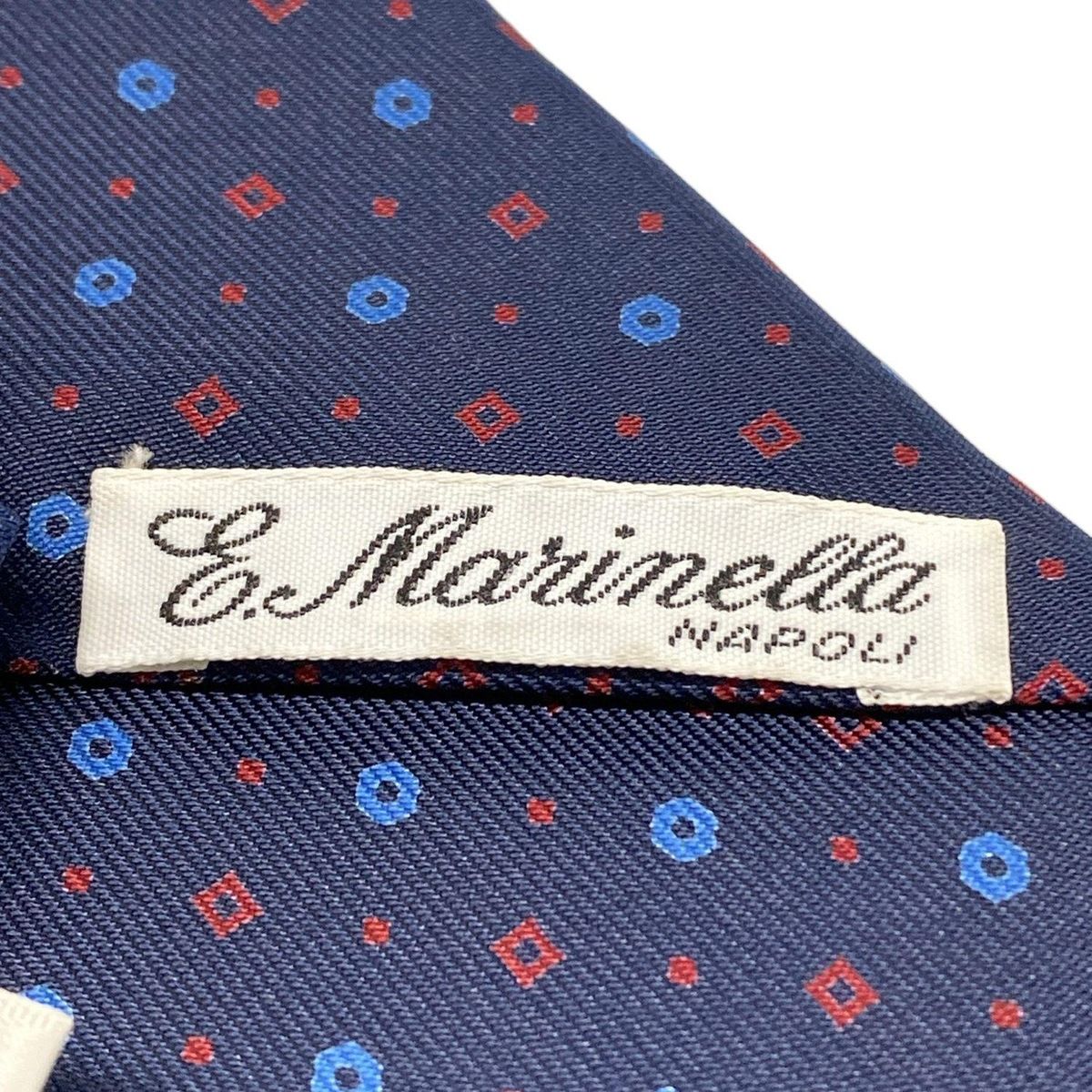 TIES】ネクタイ選びに迷われたらこちらの一本をどうぞ