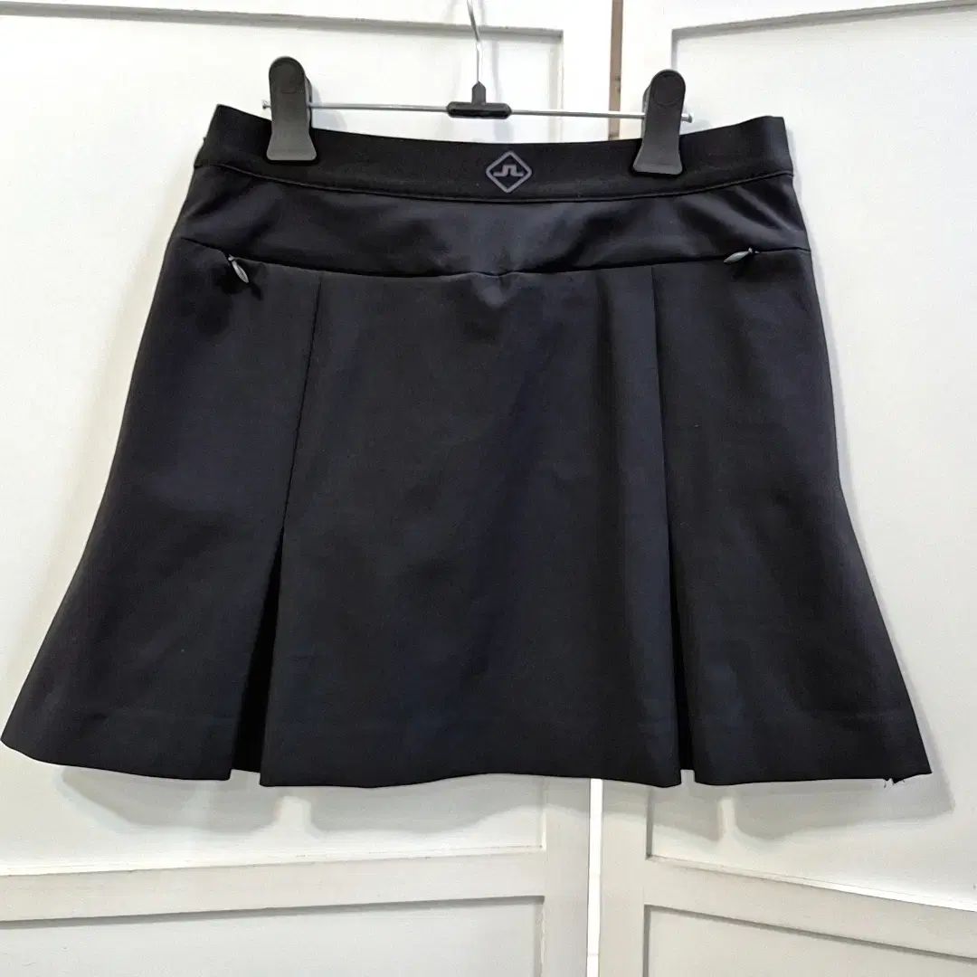 ゴルフ スカート
