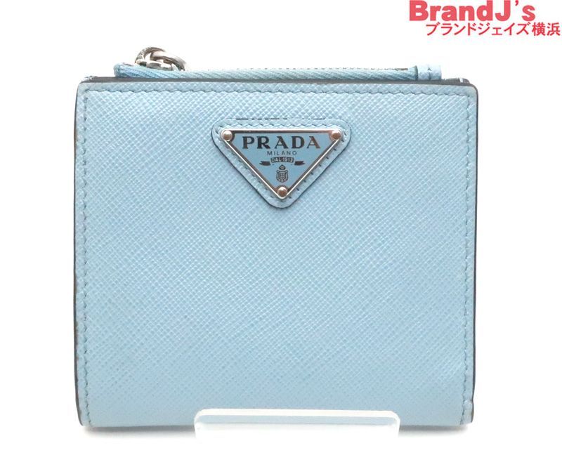【✨美品 現行近い✨】プラダ サフィアーノ 二つ折り財布 ライトブルー RFID ✨美品 現行近い✨】プラダ サフィアーノ 二つ折り財布 ライト