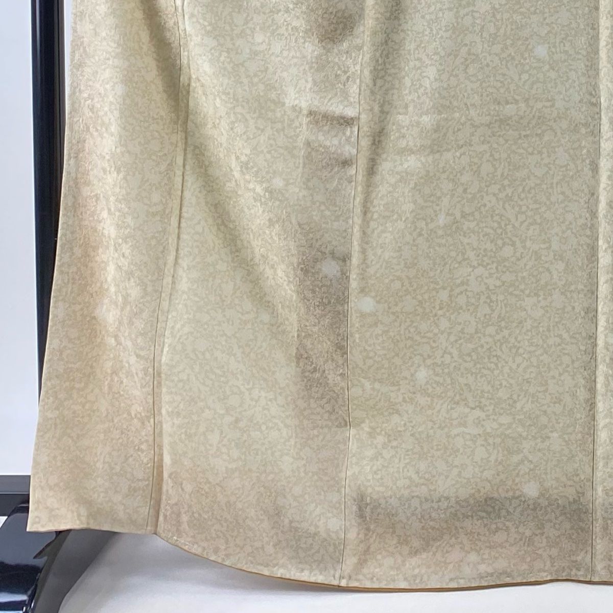 小紋 身丈166cm 裄丈68cm L 袷 草花 ほたるぼかし ベージュ 正絹 秀品