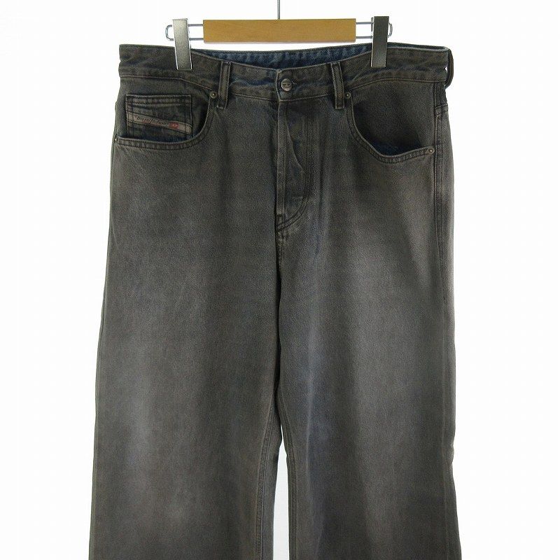 パンツ DIESEL Relaxed Jeans 1996 D-Sire 09j96 Diesel: 1996 D-Sire | Diesel Online Store