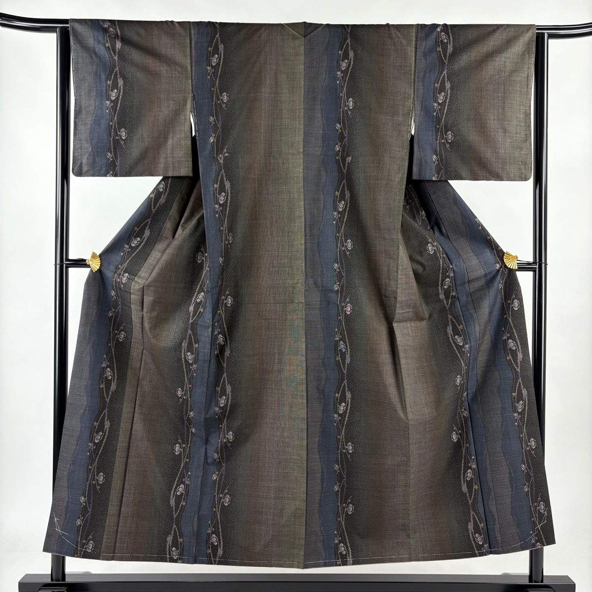紬身丈160裄丈64cm M 薄物夏紬縞絣薄茶色 正絹 秀品【中古】 紬 身丈163cm 裄丈64cm M 袷 名古屋帯セット 信州紬 証紙 縦縞
