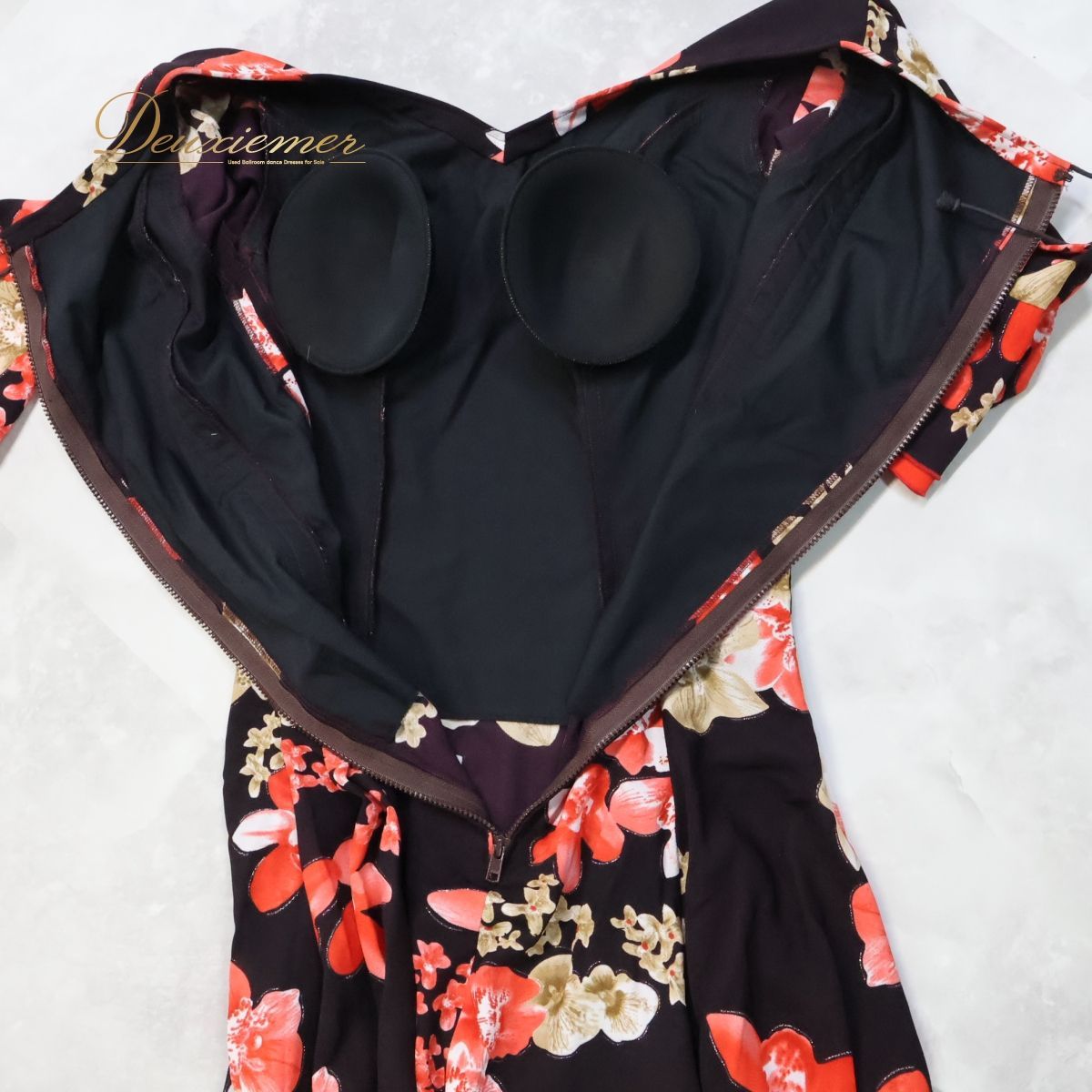 【美品 フラメンコ衣装】NaomiCollection ナオミコレクションドレス 美品フラメンコ衣装】NaomiCollection ナオミコレクション