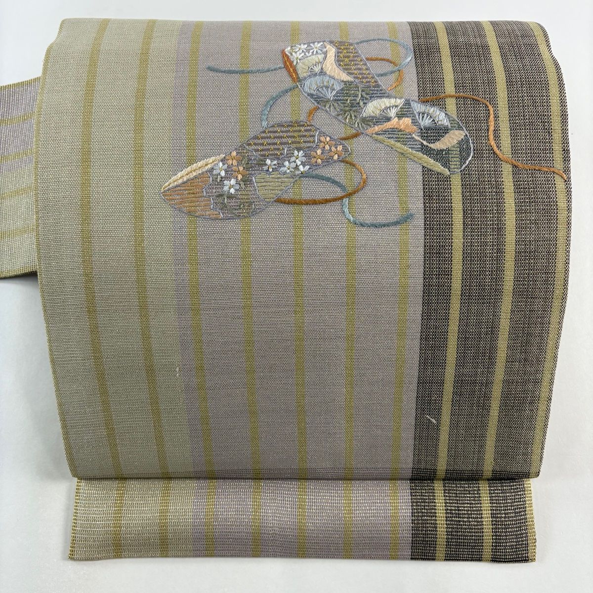 名古屋帯 秀品 誰が袖 縞 刺繍 金通し 灰紫 正絹