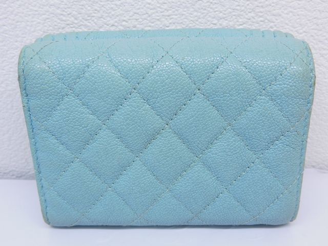 シャネル □ ボーイシャネル コンパクトウォレット A84432 3つ折り財布