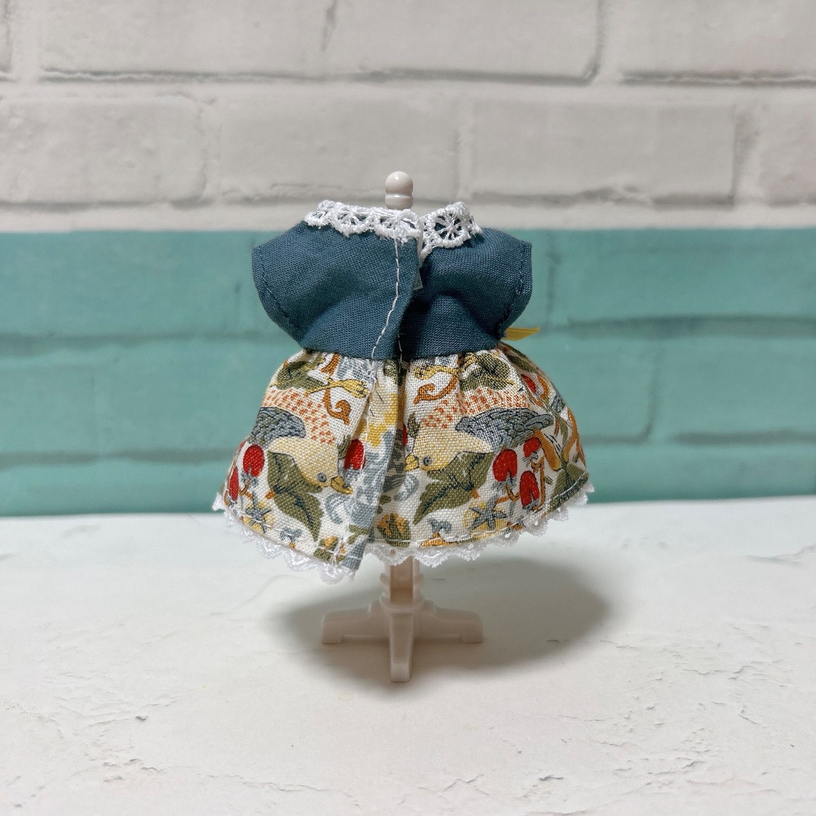 シルバニア ハンドメイド お母さん 服 苺 - メルカリ
