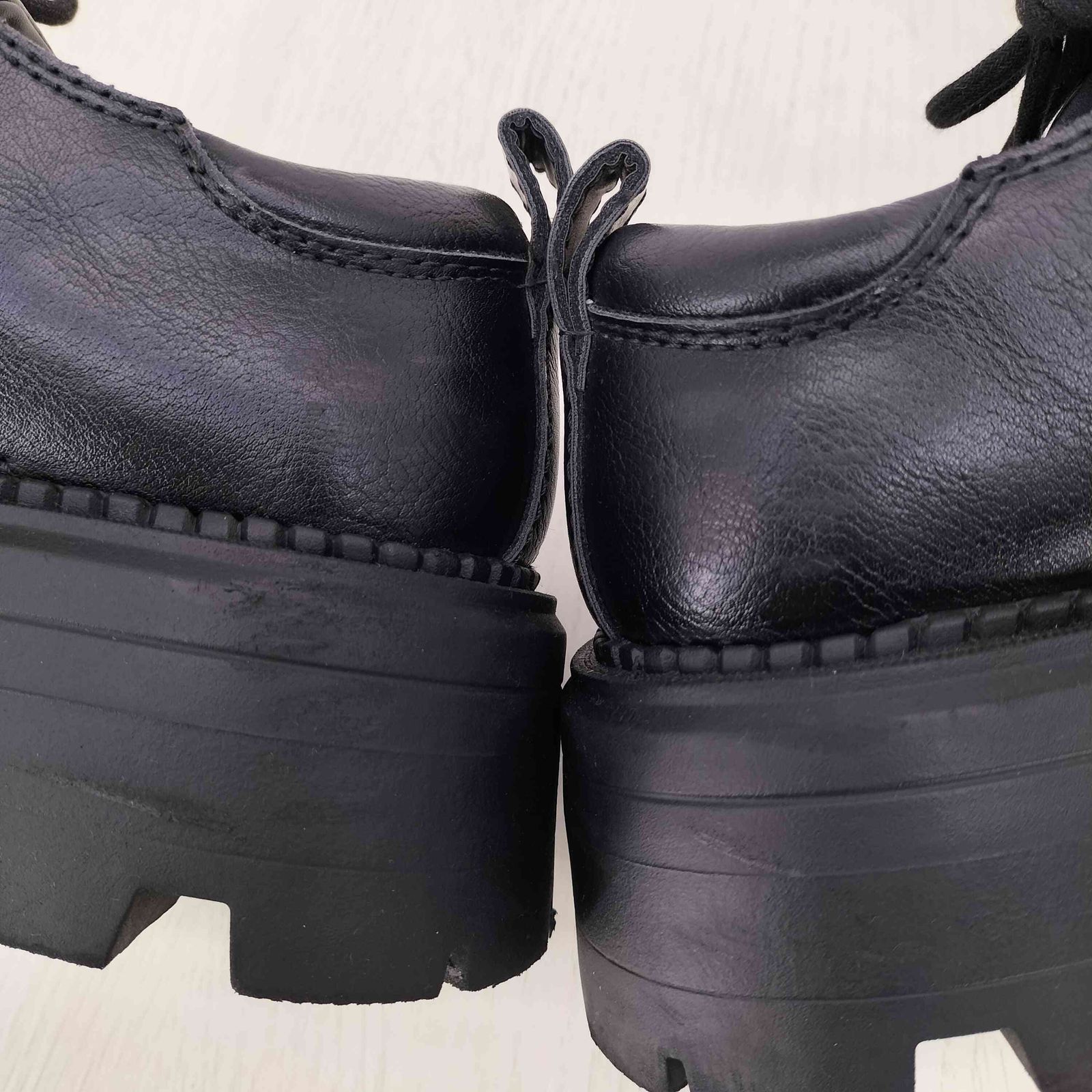 ザラ ZARA マルチレースチャンキーシューズ メンズ 43 - メルカリ