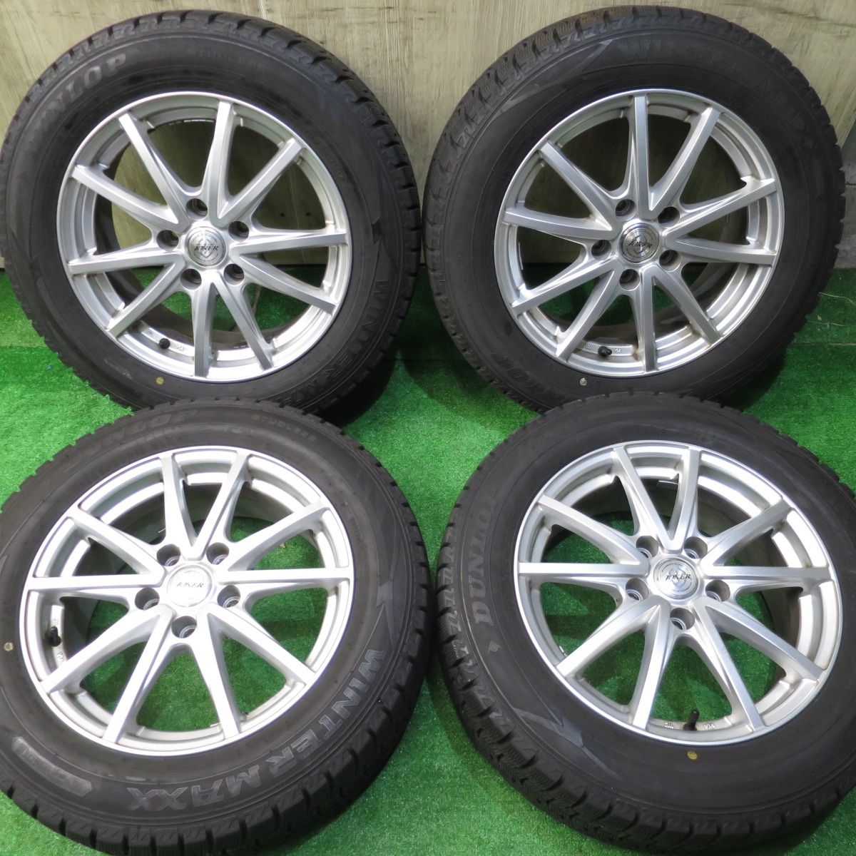 バリ溝 9分 スタッドレス 205|60R16 ダンロップ ウインターマックス WM02 JOKER ジョーカー 16インチ PCD114.3|5H 5052302NJス