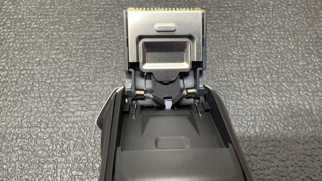 電動シェーバー 9000シリーズ