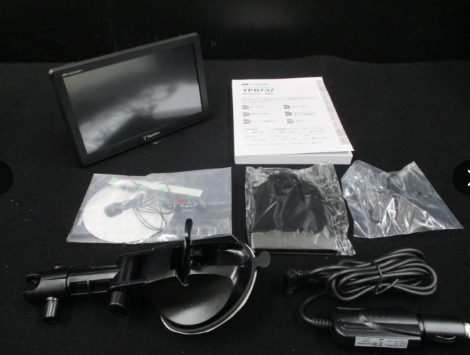 ユピテル ポータブルナビ YPB737 2021年データ ディスプレイ品