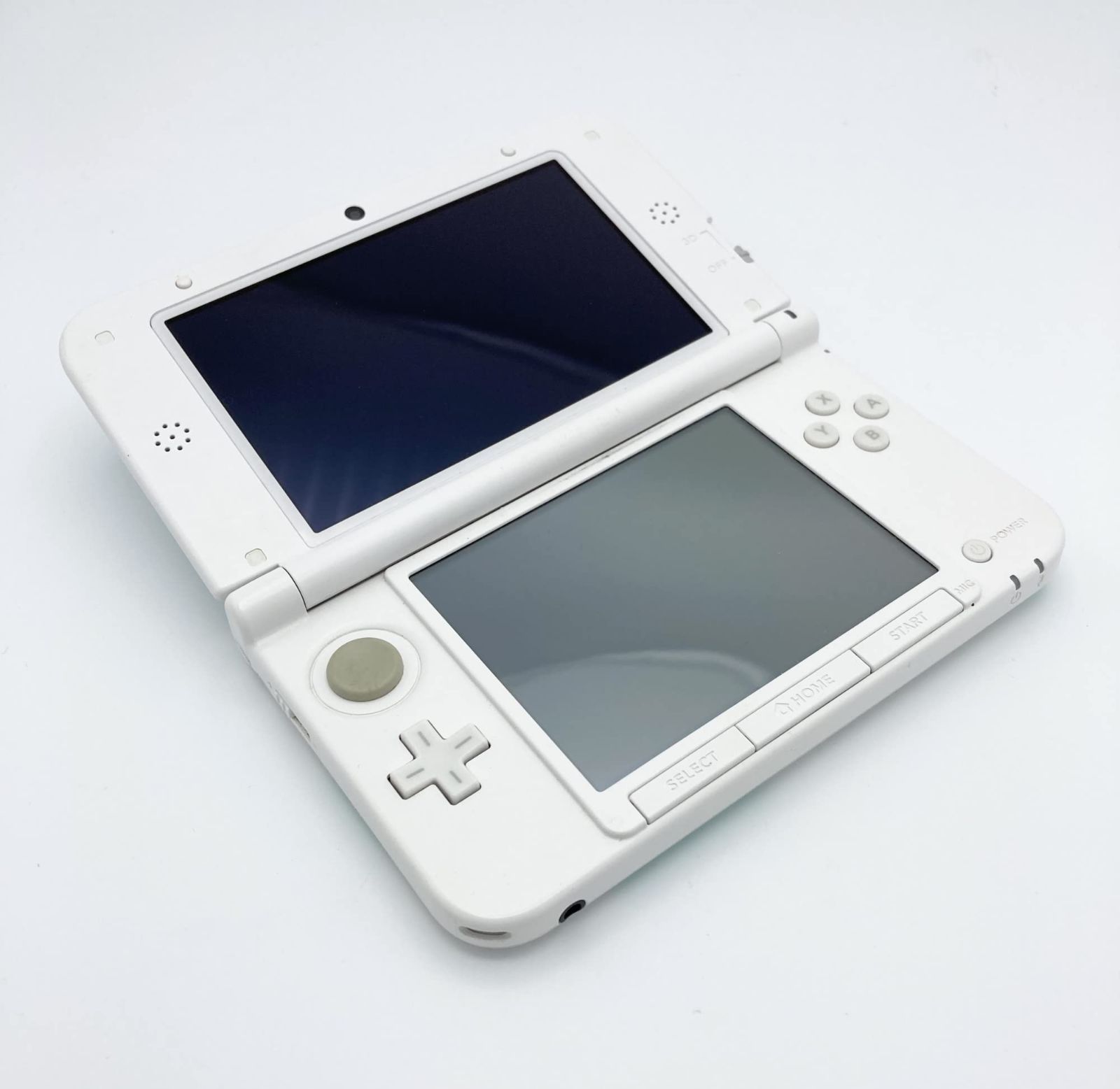 品質保証SALENewニンテンドー3DS ホワイト　生産終了 Nintendo Switch