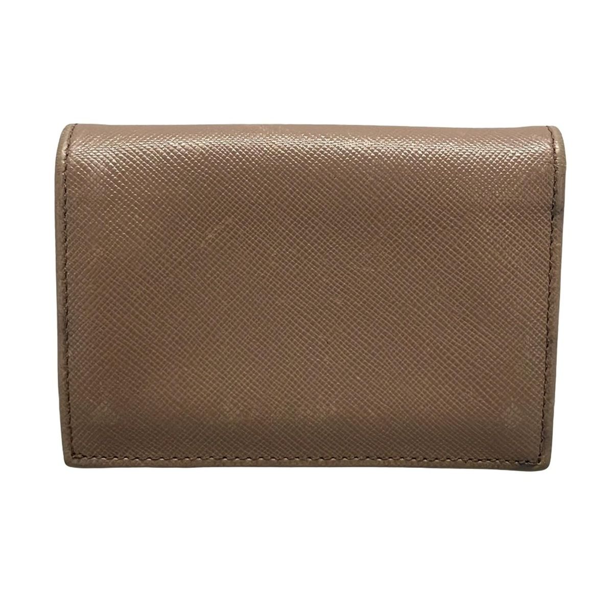 PRADA ベージュレザー名刺入れ PRADA(プラダ) 名刺入れ - ベージュ レザー - メルカリ