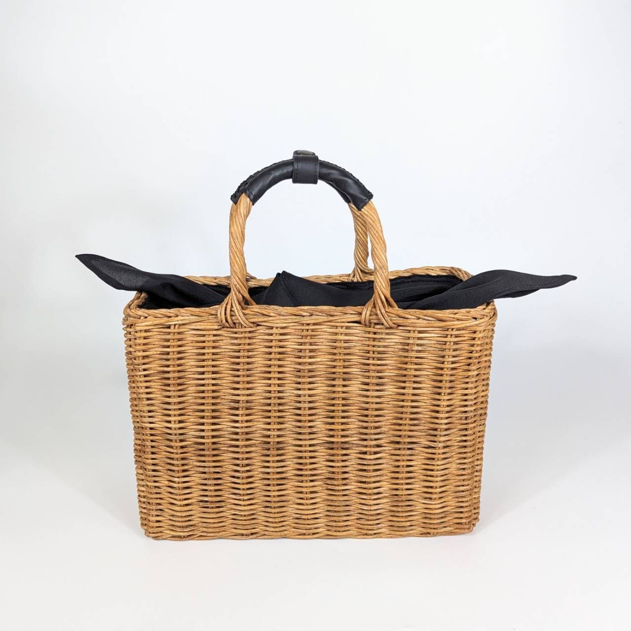 BAGMATI / バグマティ】レザーハンドルカゴバッグ【WEB限定