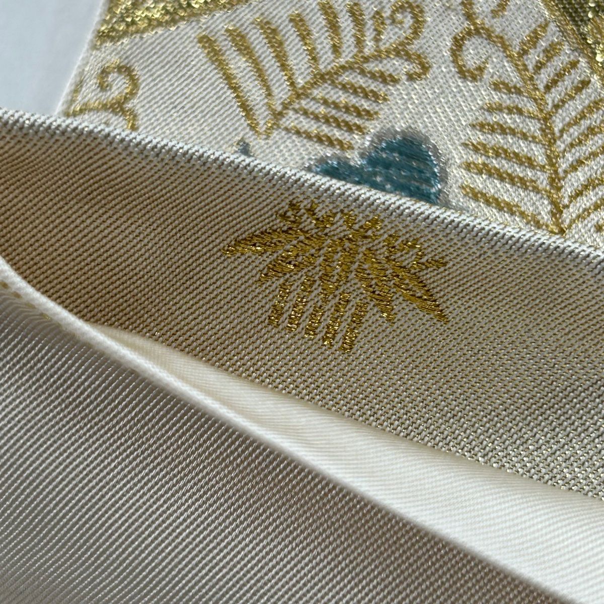 A レトロ 白鳥の湖 金銀糸 キラキラ 六通 正絹 フォーマルな袋帯 A レトロ 白鳥の湖 金銀糸 キラキラ 六通 正絹 フォーマルな袋帯