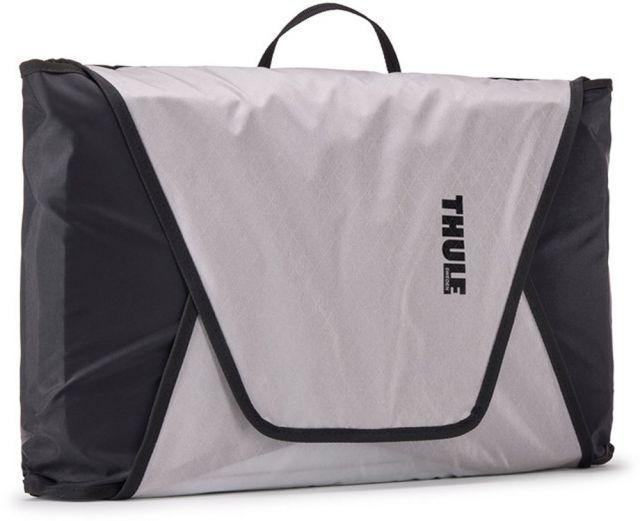 スーリー (THULE) 3204862 GARMENT＿FOLDER ガーメント フォルダー ホワイト Garment Folder white 衣類用フォルダー パッキング 荷造り 整理整頓 旅行 トラベル 出張 飛行機