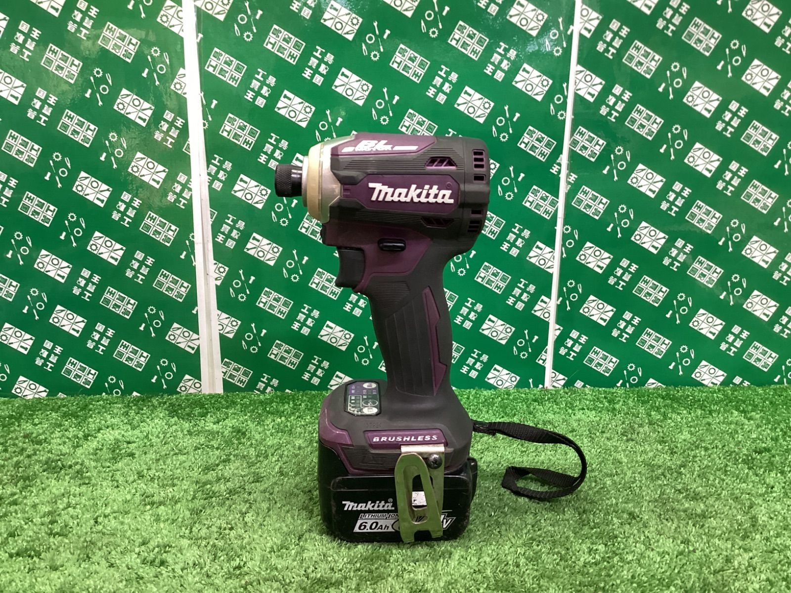 マキタ(Makita) 14.4V 充電式インパクトドライバ TD161DGXAP 