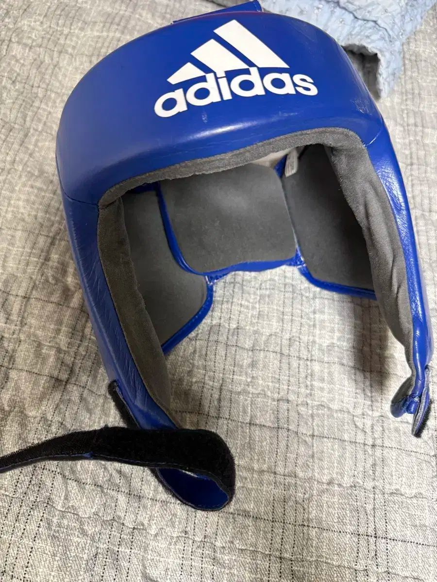 adidas アディダス ヘッドギア