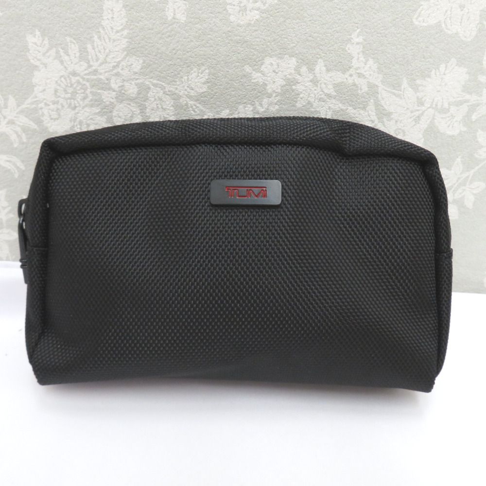非売品 未使用 中身あり tumi トラベル ポーチ アメニティ 8点セット TUMI トゥミ ポーチ デルタ航空 トラベルポーチ トラベルセット