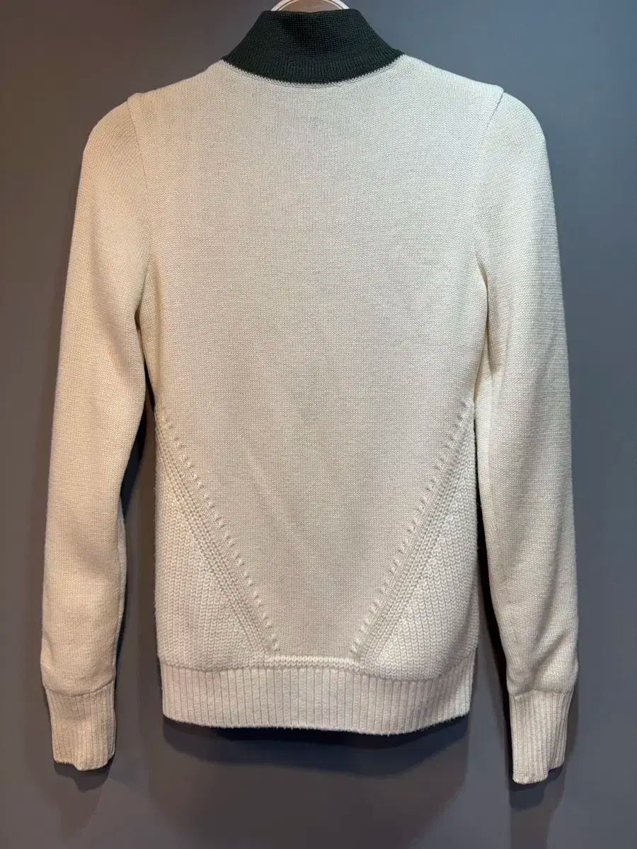 タイトリスト ニットキャップ ロゴ刺繍 ゴルフ スポーツウエア 帽子 ブランド メンズ ﾌﾘｰサイズ グレー Titleist タイトリストアウトレット TL ポンポン付きケーブル編みニット帽