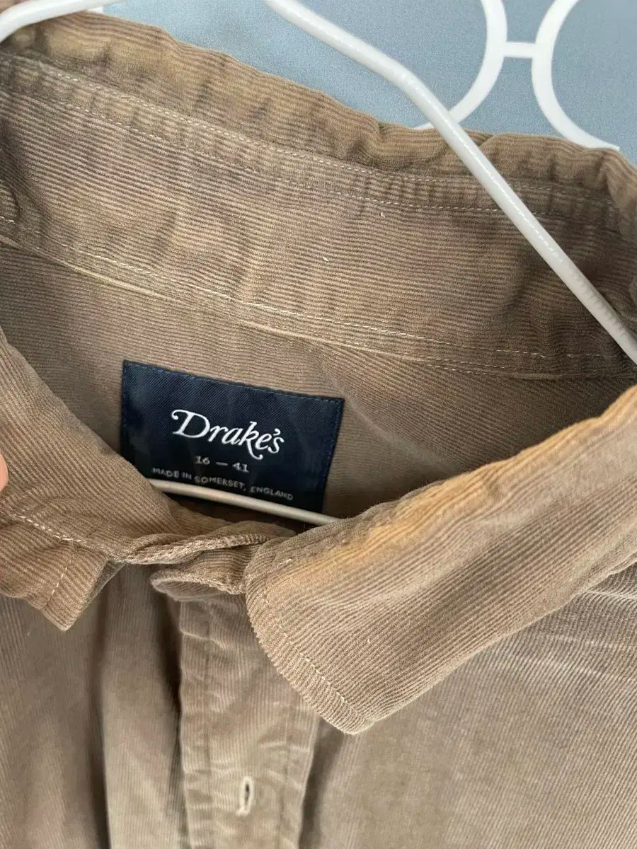 Drakes ドレイクス オーバーシャツ コーデュロイ ブラウン ジャケットからインナーまで。自由度、汎用性の高さが魅力の