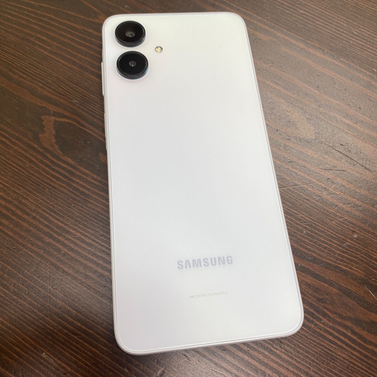 Samsung Galaxy A25 G5 ホワイト 本体 Samsung Galaxy A25 5G（ギャラクシーA25 5G）| Samsung Japan 公式