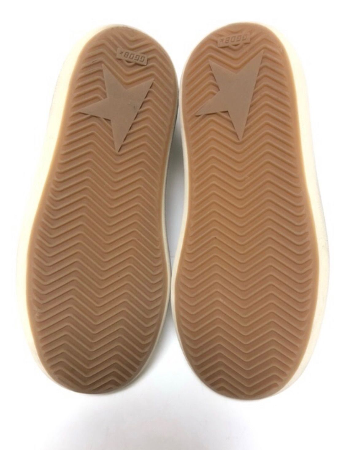 完売品！【美品】GOLDEN GOOSE ゴールデングース 2023SS SPACE