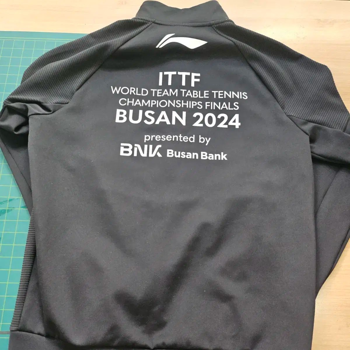 2025プサン 卓球 リーニン ジャージ m サイズ