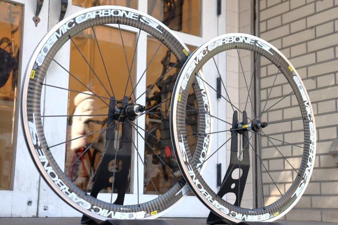 COSMIC CARBONE SL クリンチャー Mavic Cosmic Carbone SL