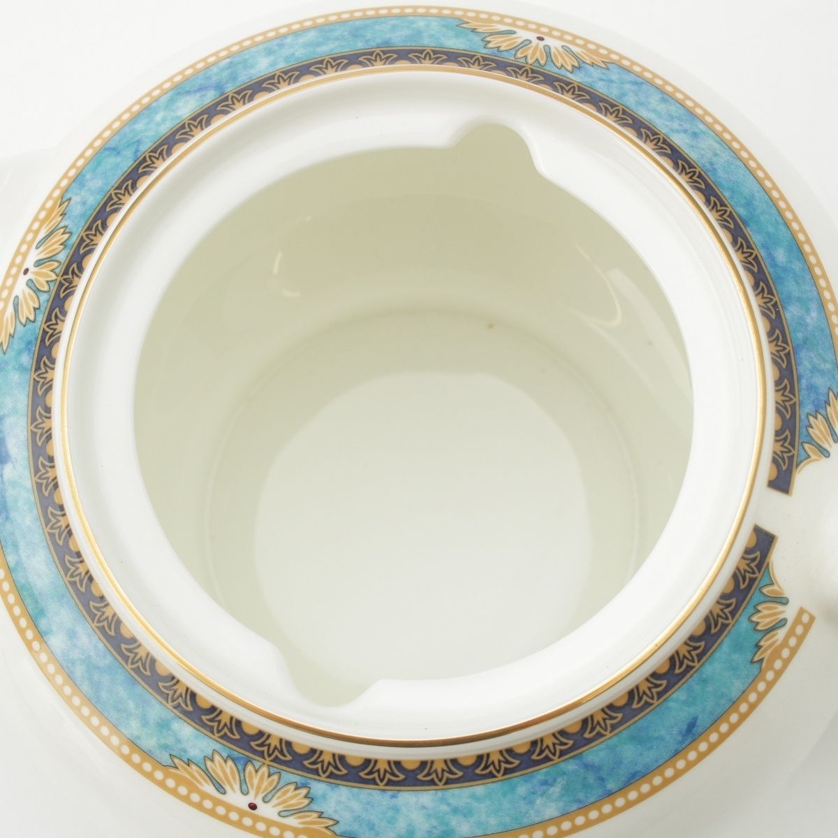 ボーンチャイナ