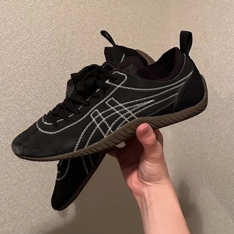 Onitsuka Tiger SCLAW ブラック 24cm Onitsuka Tiger SCLAW ( BLACK/WHITE ) 1183B969.001 Authentic