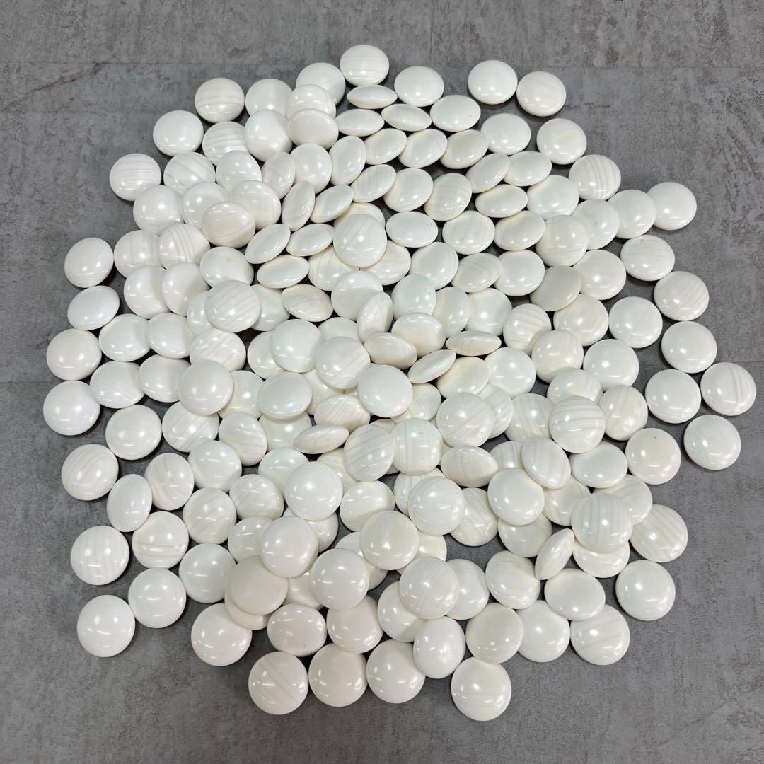 良品　囲碁　34号　蛤碁石　182個　那智黒石　182個　対局　試合 良品 囲碁 34号 蛤碁石 182個 那智黒石 182個 対局 試合 - メルカリ