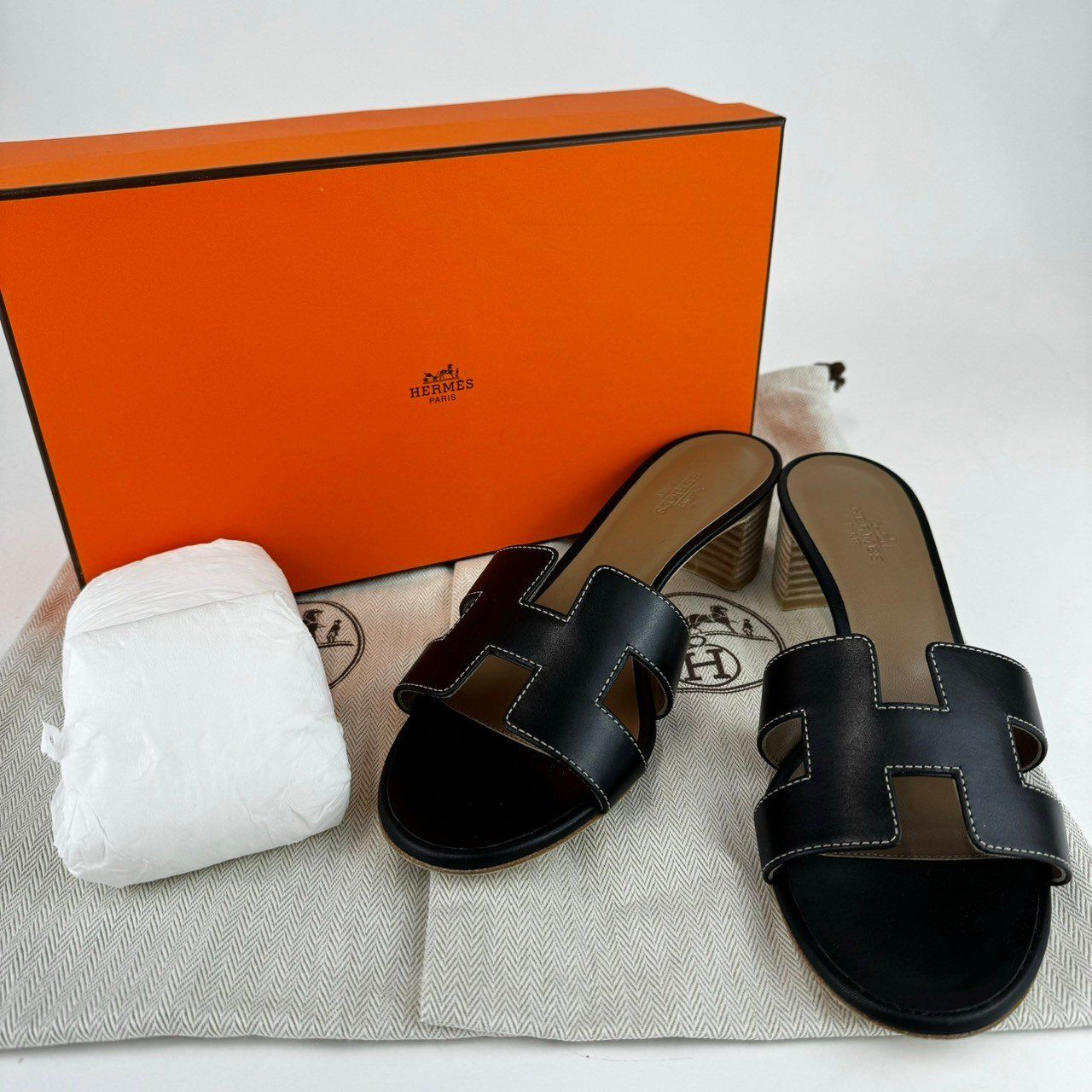新品未使用 HERMES エルメス Oasis オアジス Black ブラック
