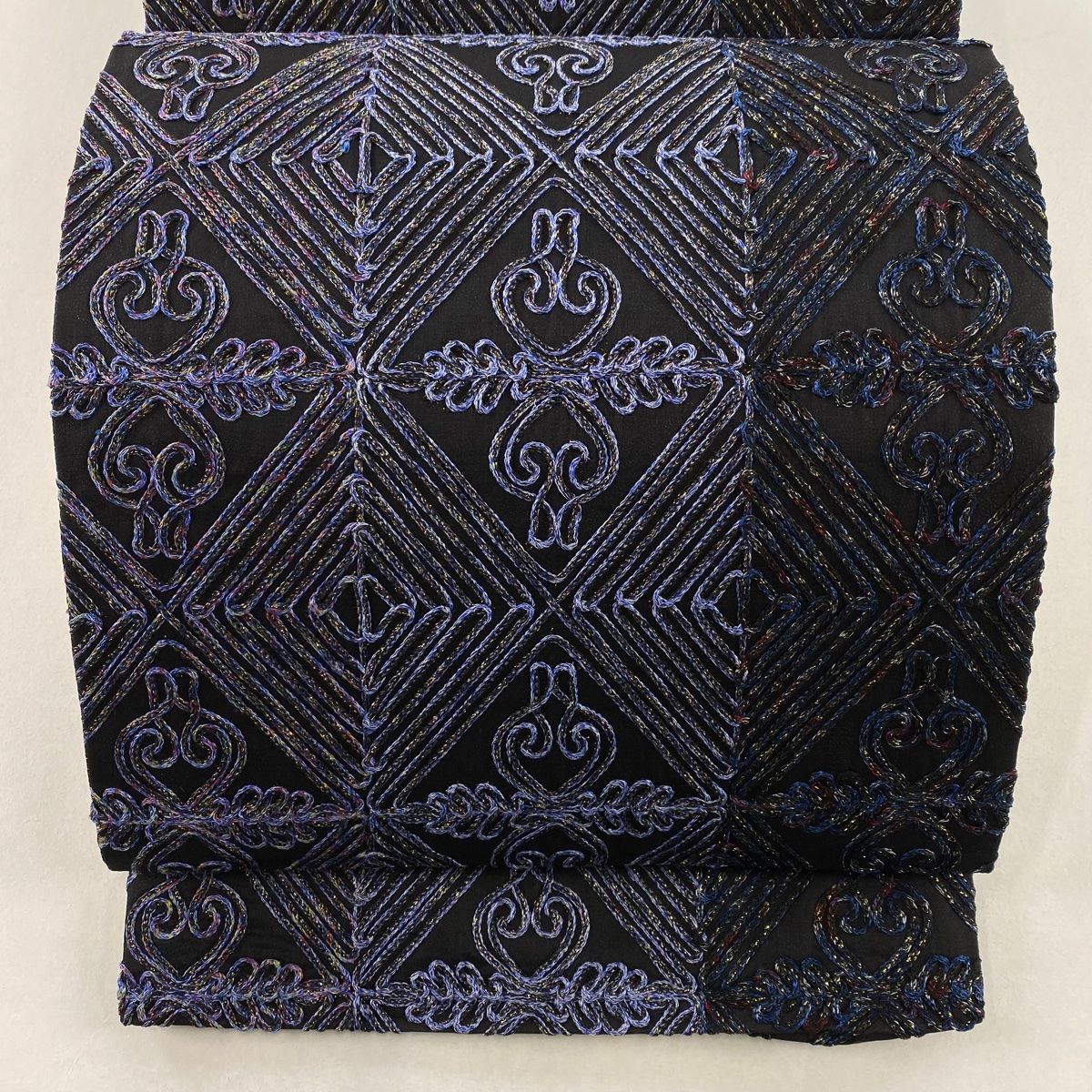 袋帯 美品 名品 幾何学模様 濃紺 全通 正絹 【中古】（袋帯 美品