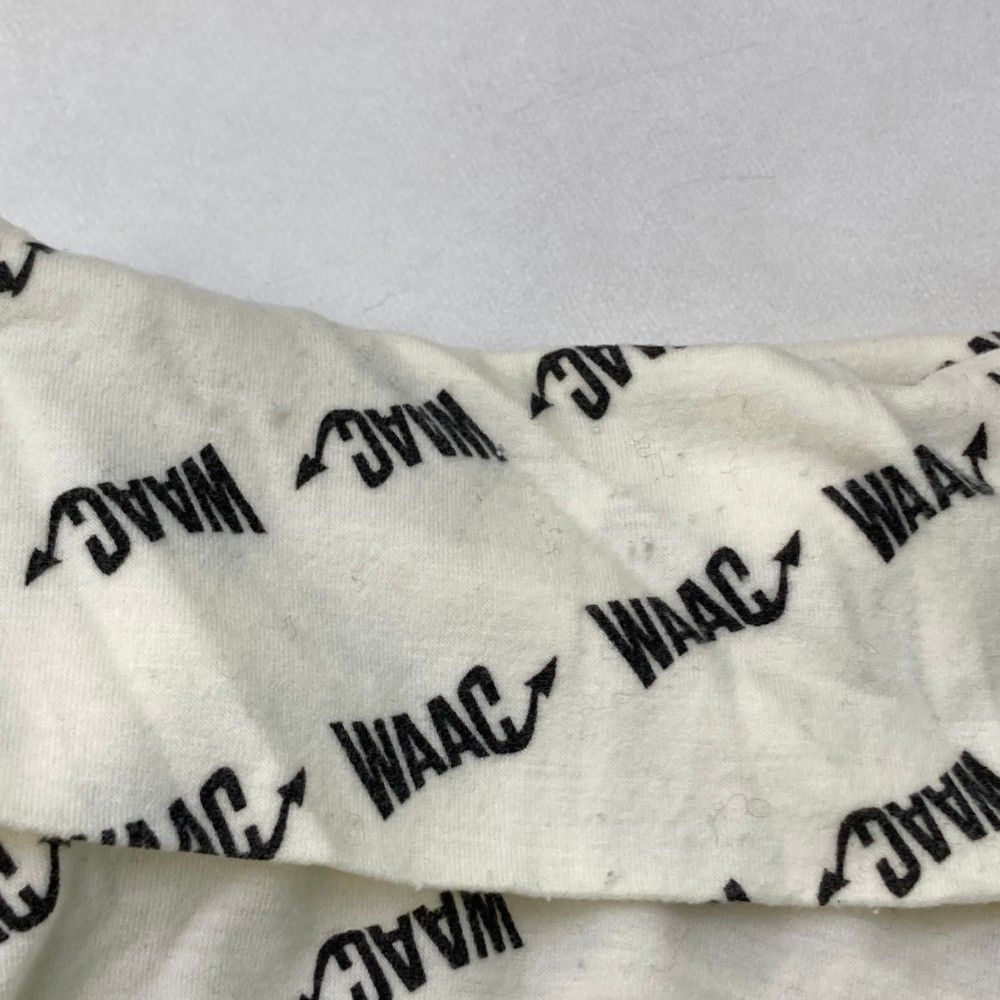 サイズ：3 WAAC ワック  タートルネック 長袖Tシャツ ロゴ総柄 ホワイト系 [240101420148] ゴルフウェア メンズ ストスト サイズ：3 WAAC ワック タートルネック 長袖Tシャツ ロゴ総柄
