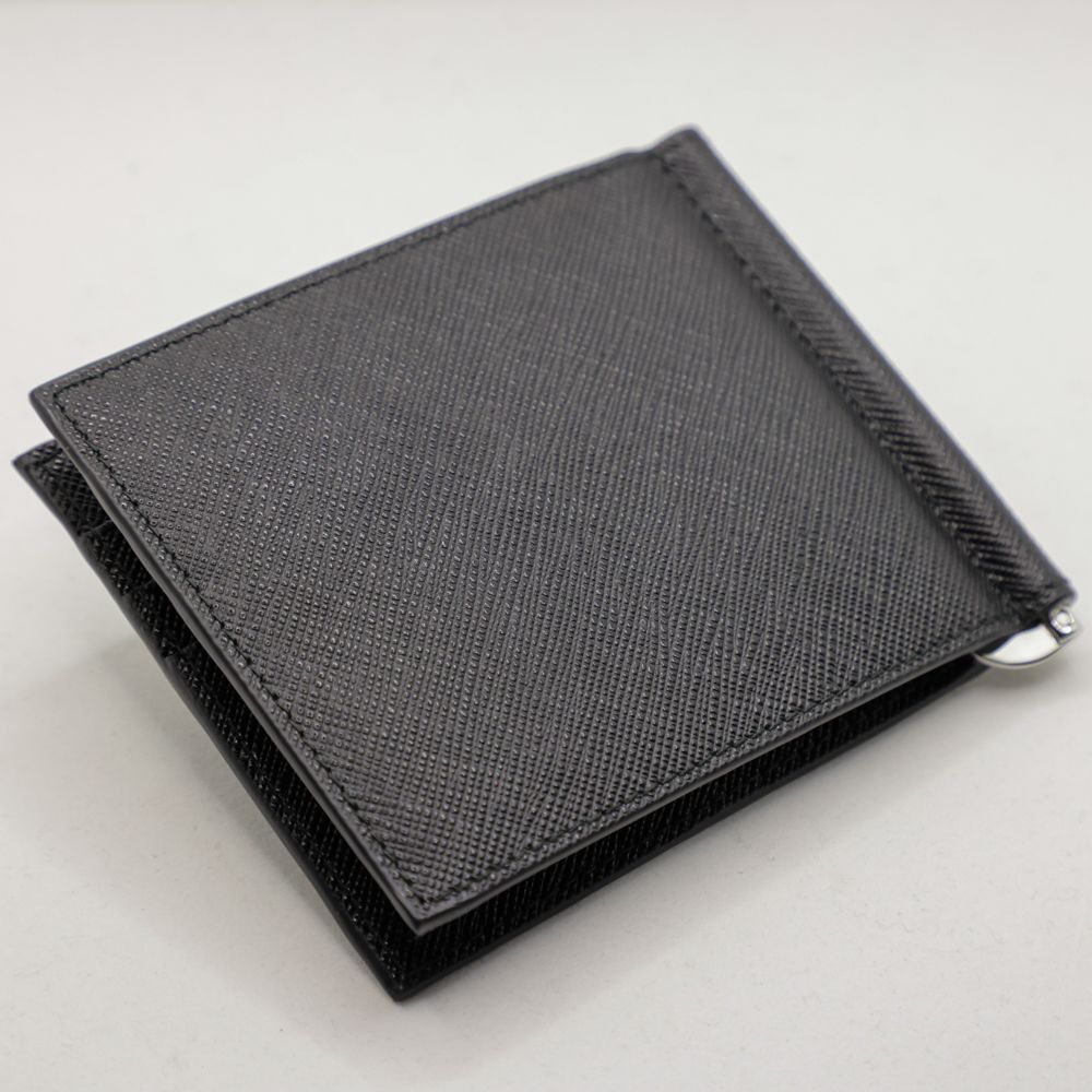 PRADA マネークリップ 折り財布 二つ折り ロゴ シルバー金具 シボ革 黒