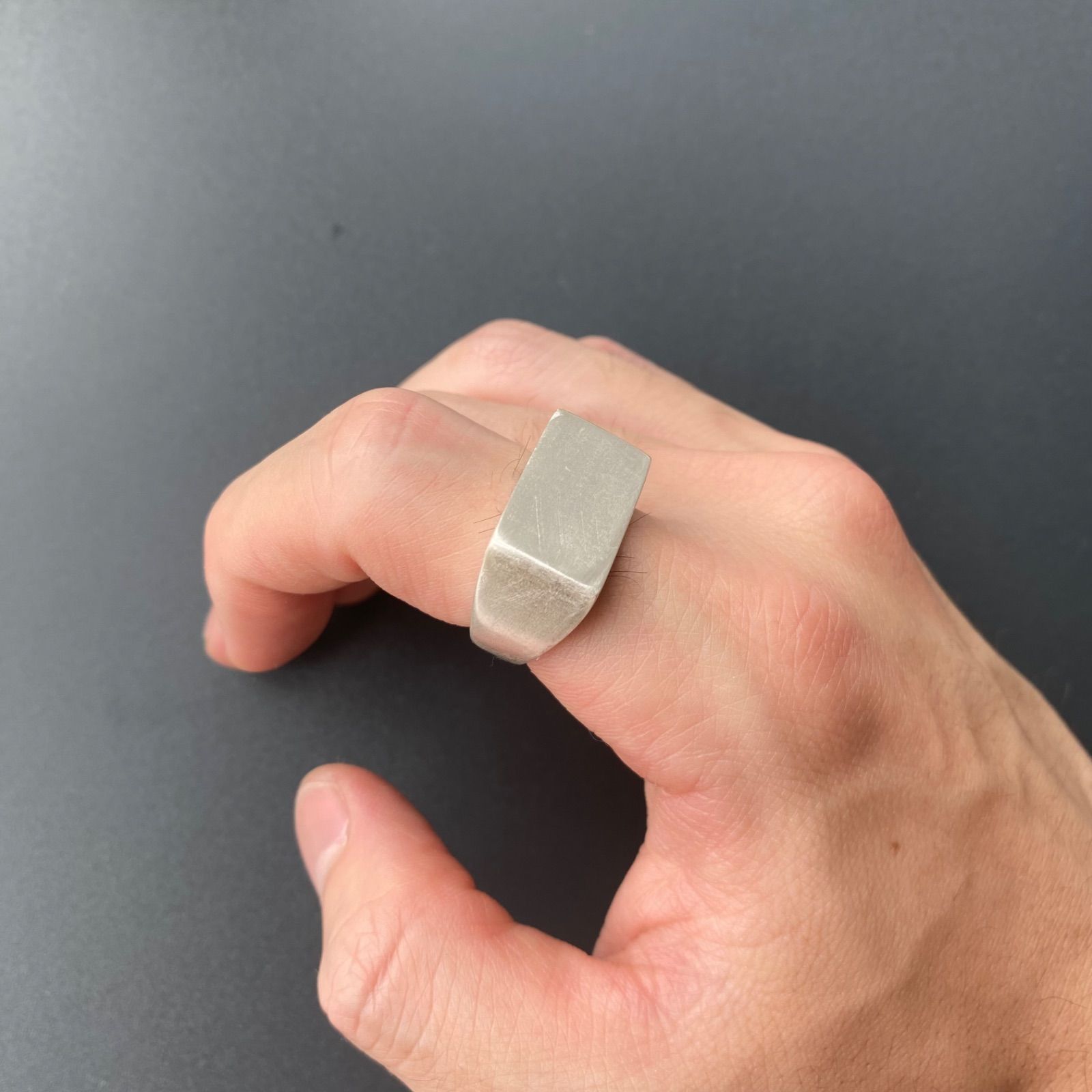 18号 シグネットリング 重厚感 スターリングシルバー本物 silver925 
