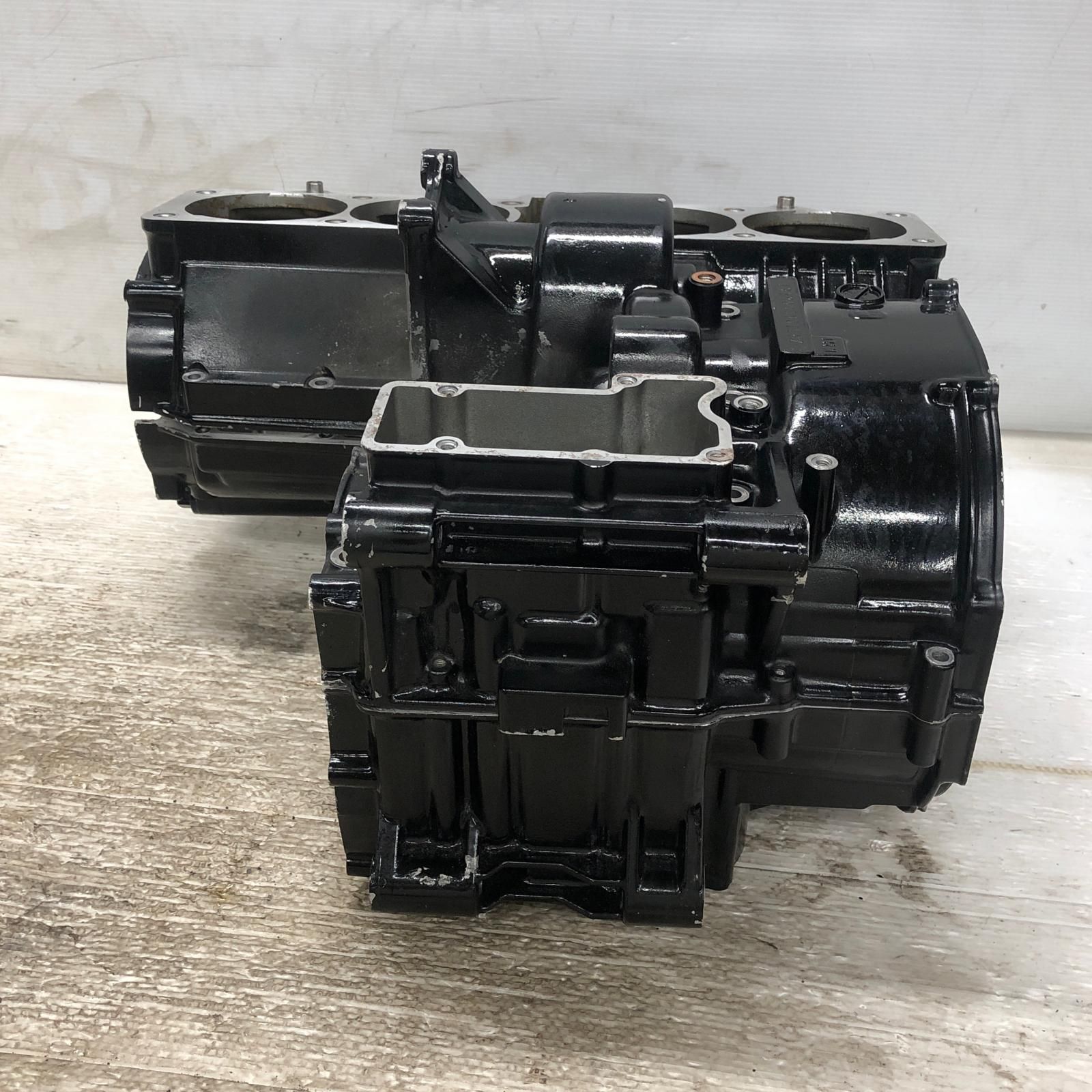 KAWASAKI ゼファー1100 ZRT10A クランクケース カワサキ BRIGHTFACE_UK