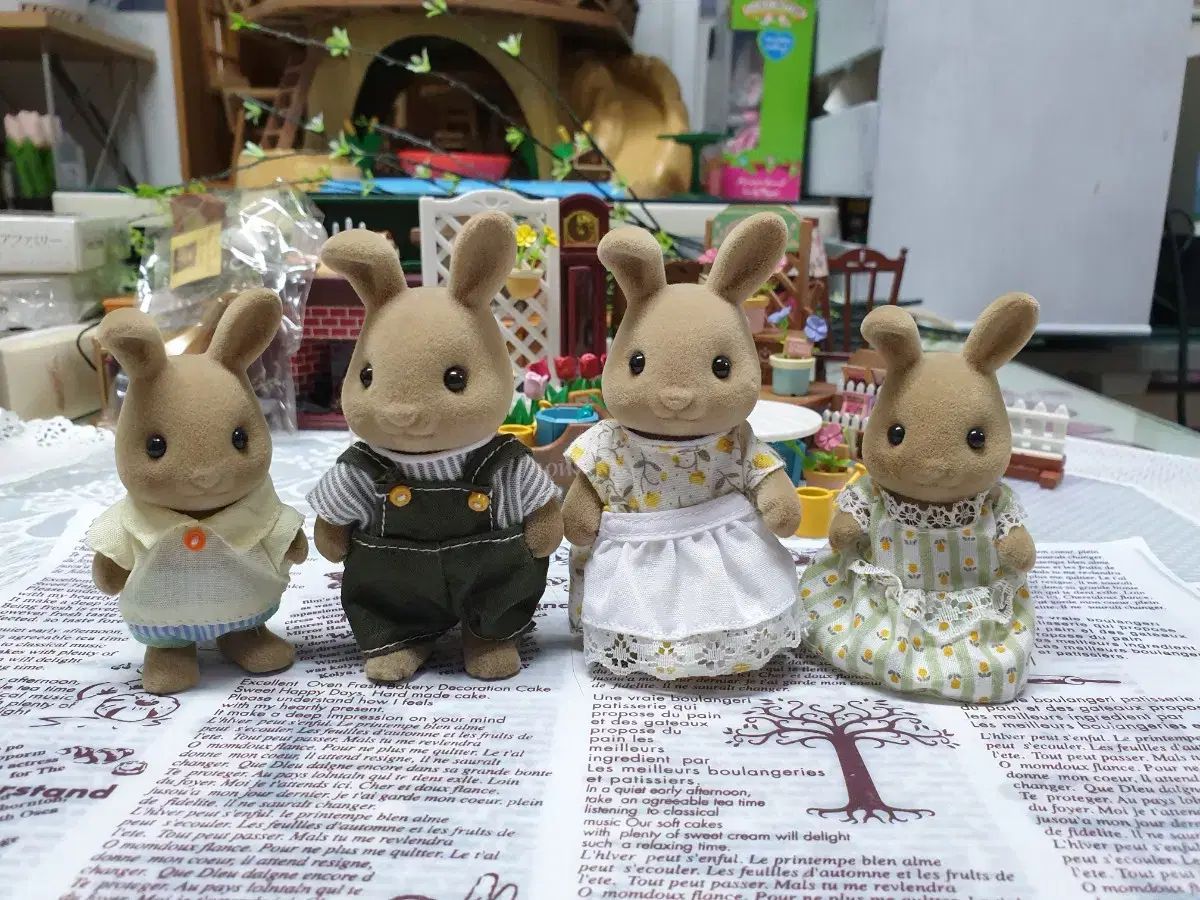 シルバニア　耳折れブラウンウサギの女の子 ライトブラウンウサギ 耳折れ シルバニアファミリー Rabbit 0 Early