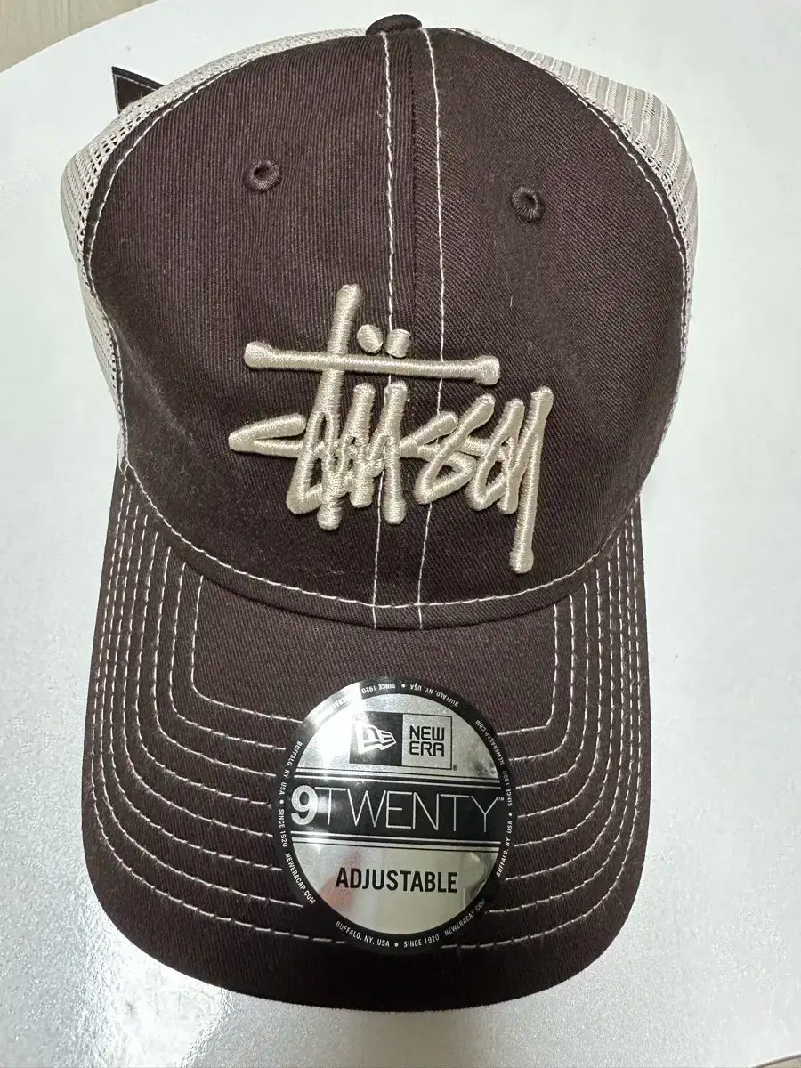 Stussy 9TWENTY トラッカーキャップ ブラウン STUSSY×NEW ERA 9TWENTY