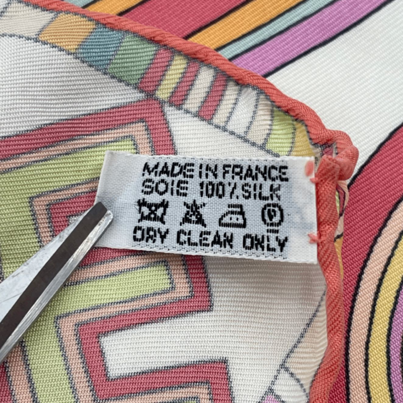 美品 HERMES エルメス スカーフ カレ90 FRANCE PARIS 24 Fbg シルク