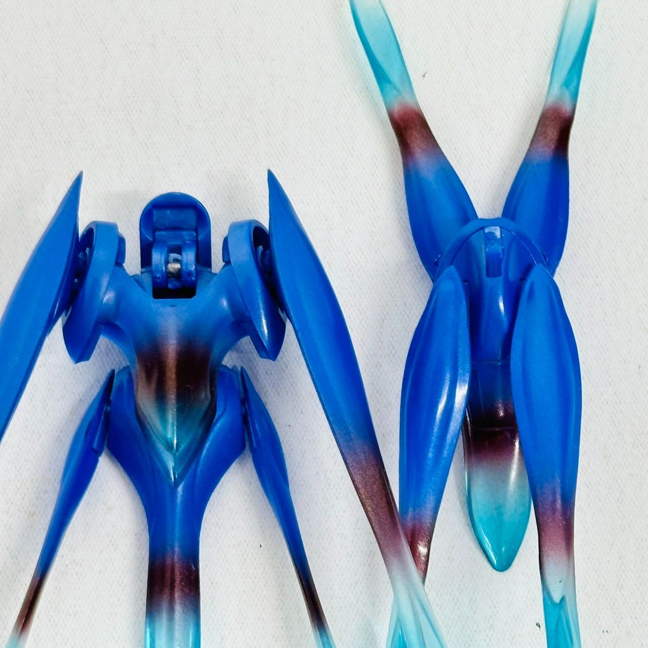 ロボット魂 ガンダム ダブルオー エルスクアンタ フィギュア / ROBOT魂