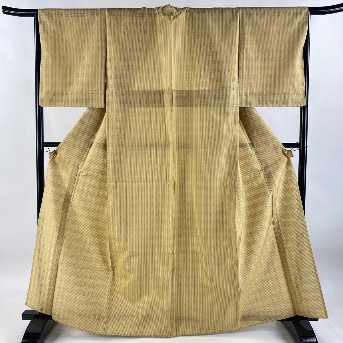 紬 身丈164.5cm 裄丈66cm M 薄物 夏紬 縦縞 幾何学模様 ベージュ 正絹 秀品