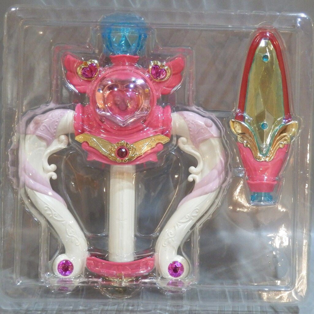 バンダイ
