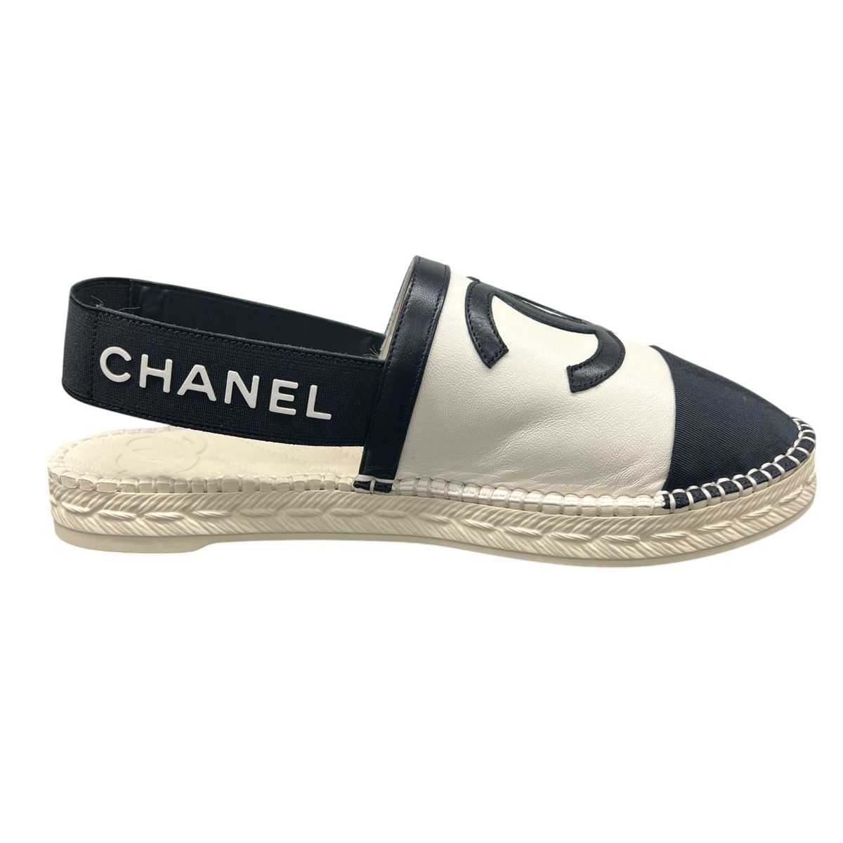 CHANEL シャネル